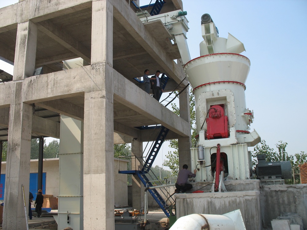 1300M vertical mill.jpg